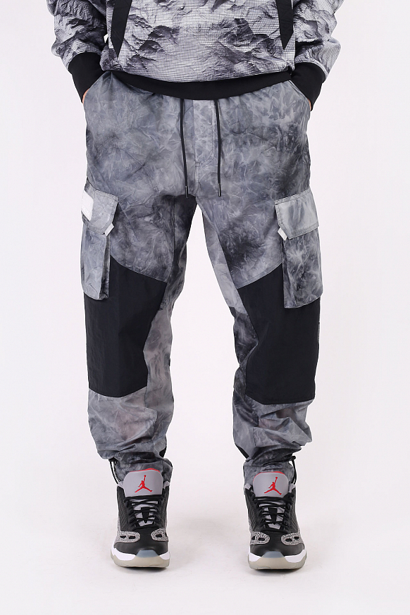 Мужские брюки Jordan 23 Engineered Printed Cargo Trousers (CU9057-100) - фото 4 картинки