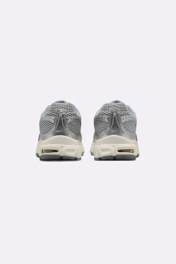 Мужские кроссовки Nike Air Max Moto 2K (IQ7592-077) - фото 3 картинки