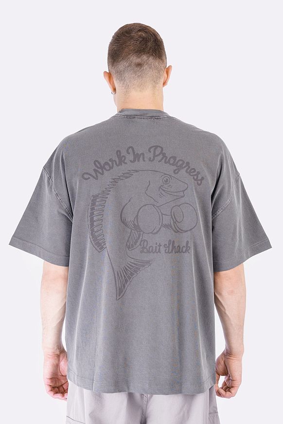 Мужская футболка Carhartt WIP S/S Bait Shack T-Shirt (I034660-black garm dyd) - фото 4 картинки