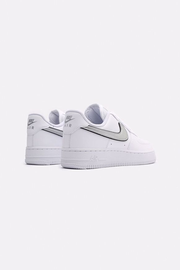 Женские кроссовки Nike WMNS Air Force 1 '07 ESS (DD1523-100) - фото 3 картинки