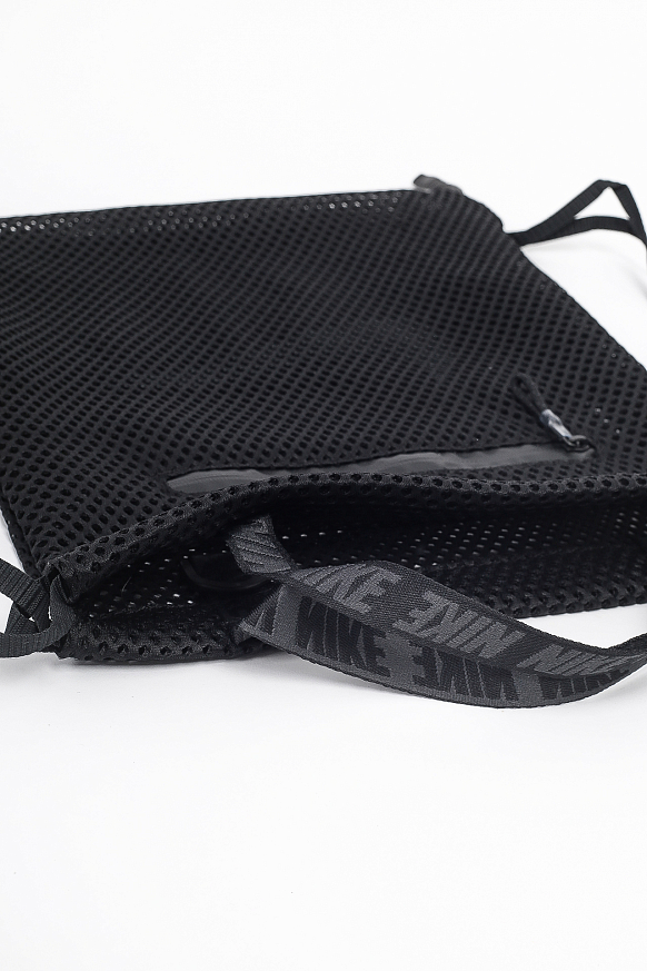 Рюкзак Nike Essentials bag (BA6146-011) - фото 3 картинки