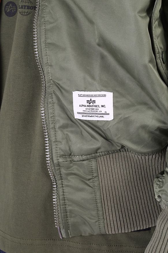 Мужская куртка Alpha Industries x Play Boy MA-1 Flight Jacket (CJP51502C1-sage) - фото 7 картинки