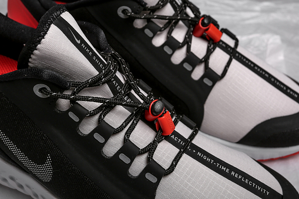 Мужские кроссовки Nike Odyssey React Shield NRG (BQ9780-006) - фото 2 картинки