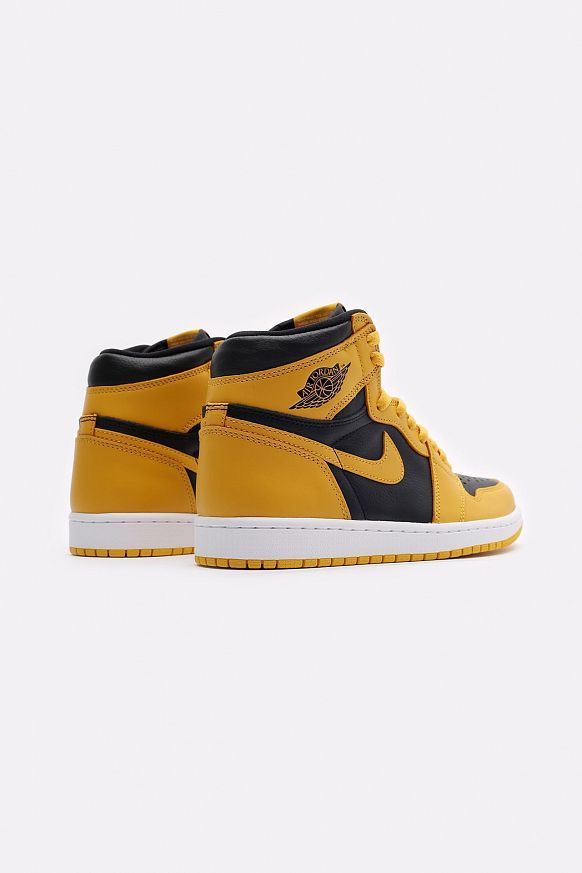 Мужские кроссовки Jordan 1 Retro High OG (555088-701) - фото 3 картинки