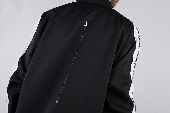 Мужская куртка Nike Giannis Freak Track Jacket (CD9550-010) - фото 3 картинки