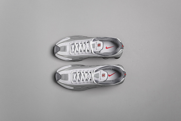 Мужские кроссовки Nike Shox R4 (BV1111-100) - фото 3 картинки