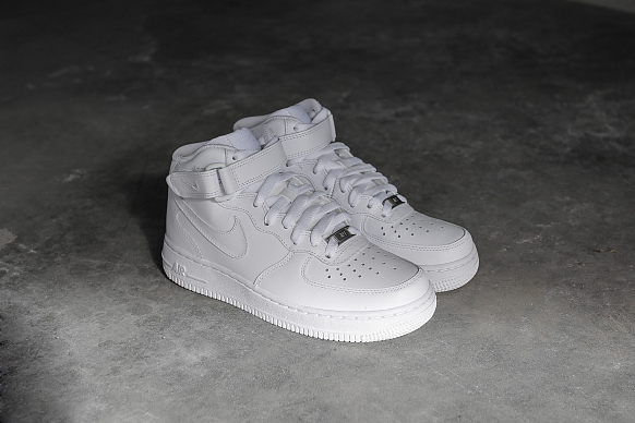 Женские кроссовки Nike WMNS Air Force 1 Mid '07 LE (366731-100) - фото 5 картинки
