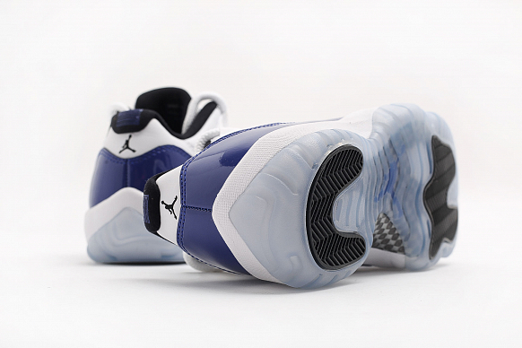 Женские кроссовки Jordan WMNS 11 Retro Low (AH7860-100) - фото 3 картинки