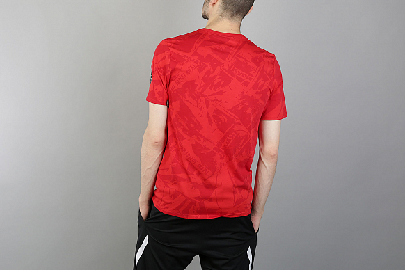Мужская футболка Nike Dri-FIT Kyrie Printed T-Shirt (AJ1963-657) - фото 3 картинки