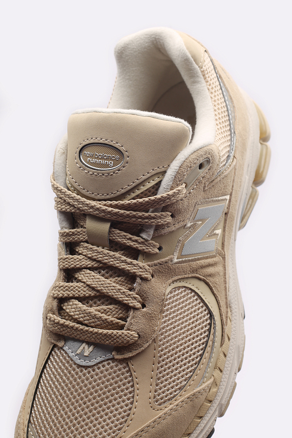 Мужские кроссовки New Balance 2002R (ML2002R2) - фото 2 картинки