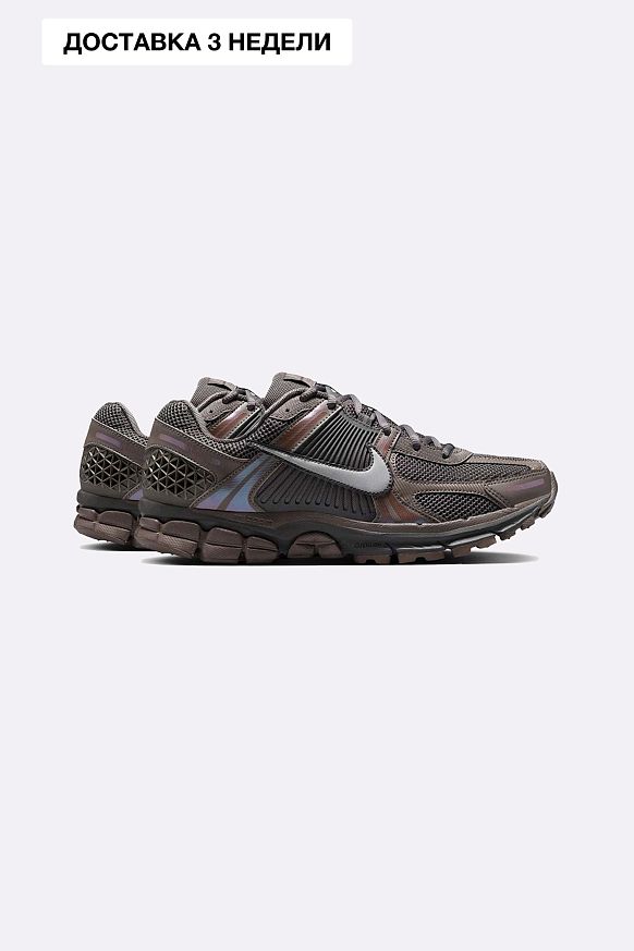 Мужские кроссовки Nike Air Zoom Vomero 5 (HF5493-201)