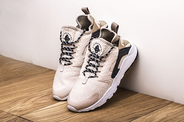 Air huarache run ultra se women's best sale