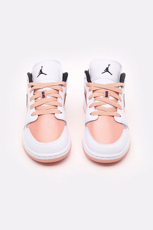 Женские кроссовки Jordan 1 Retro Low GS (DM8960-801) - фото 4 картинки