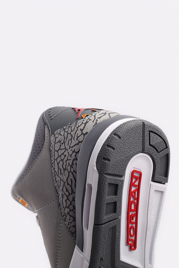 Женские кроссовки Jordan 3 Retro (GS) (398614-012) - фото 8 картинки