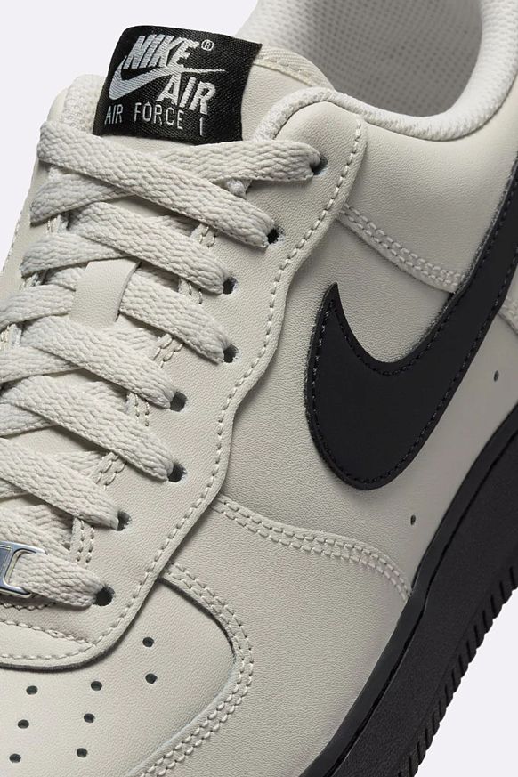 Мужские кроссовки Nike Air Force Low 1 '07 (FJ4146-005) - фото 2 картинки