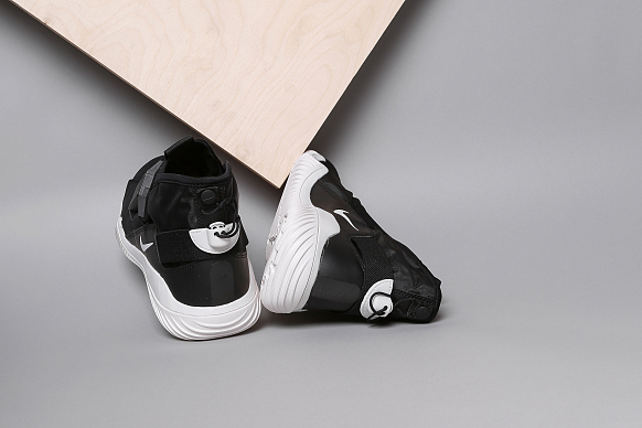 Мужские кроссовки Nike Komyuter (AA2211-001) - фото 2 картинки