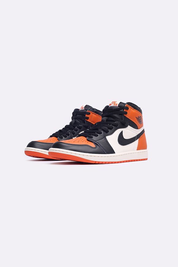 Мужские кроссовки Jordan 1 Retro High (DZ5485-008) - фото 4 картинки