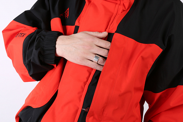 Мужская куртка Nike ACG Gore-Tex Jacket (CT2255-010) - фото 3 картинки