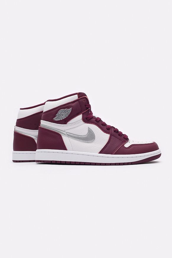 Мужские кроссовки Jordan 1 Retro High OG (555088-611)