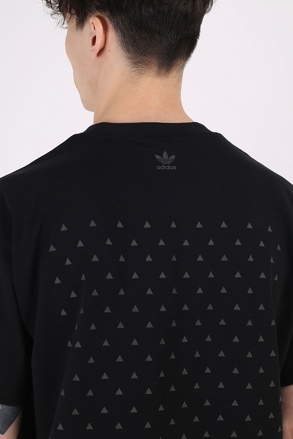 Мужская футболка adidas Originals x Pharrell Williams Basic Tee (GT4324) - фото 5 картинки