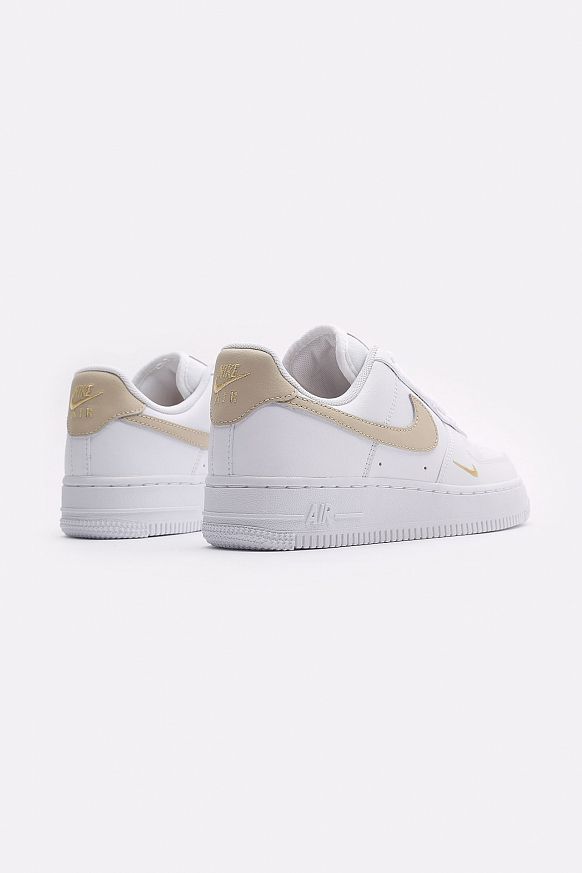 Женские кроссовки Nike WMNS Air Force 1 '07 ESS (CZ0270-105) - фото 3 картинки