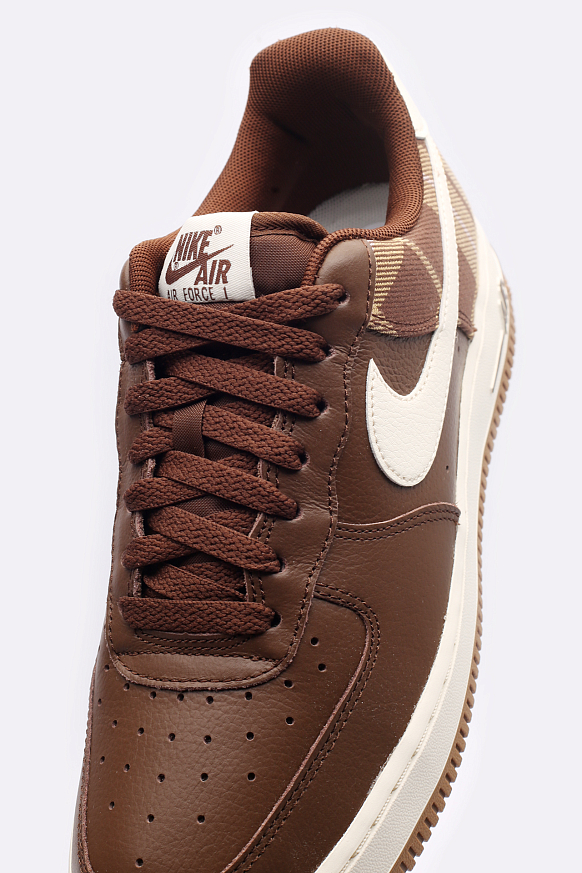 Мужские кроссовки Nike Air Force 1 '07 LX (DV0791-200) - фото 2 картинки