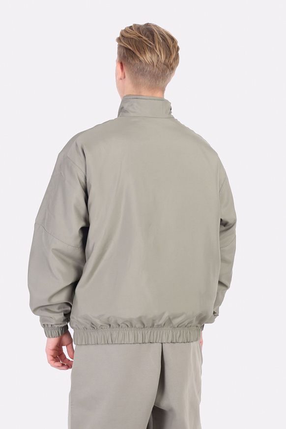 Мужская куртка Nike Lab Solo Swoosh Satin Bomber Jacket (DN1266-320) - фото 3 картинки