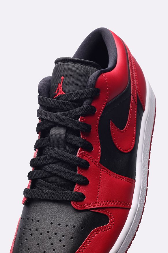 Мужские кроссовки Jordan 1 Low (553558-606) - фото 2 картинки