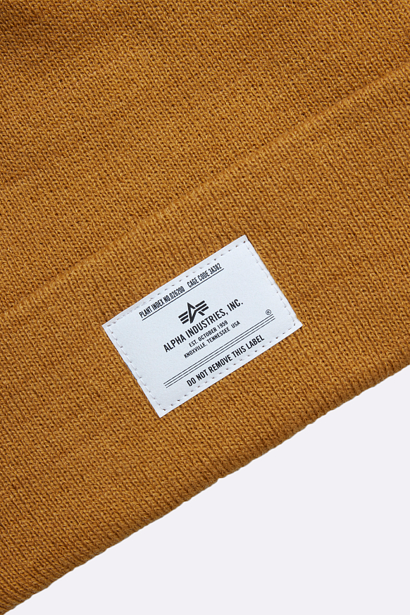 Мужская шапка Alpha Industries Essential Beanie (UHE51500C1-brown) - фото 3 картинки