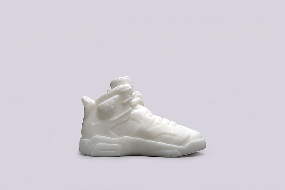 Свеча What The Shape Jordan 6 (J6-white) - фото 2 картинки