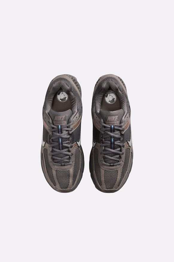 Мужские кроссовки Nike Air Zoom Vomero 5 (HF5493-201) - фото 4 картинки