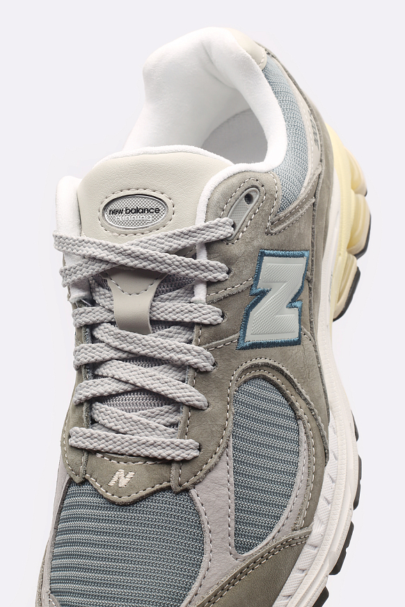 Мужские кроссовки New Balance 2002R (M2002RNA*) - фото 2 картинки