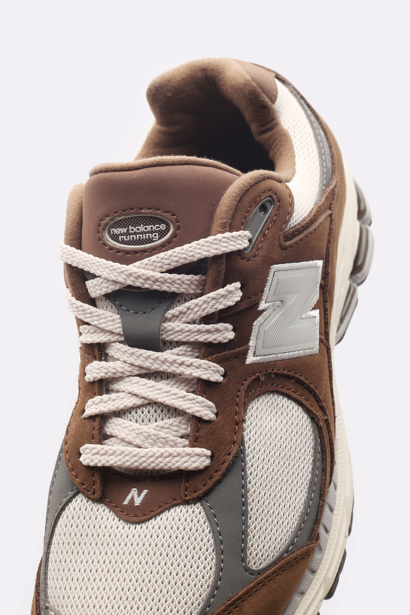 Мужские кроссовки New Balance 2002R (M2002RHS) - фото 2 картинки