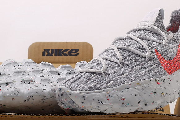Женские кроссовки Nike WMNS Space Hippie 04 (CD3476-100) - фото 7 картинки