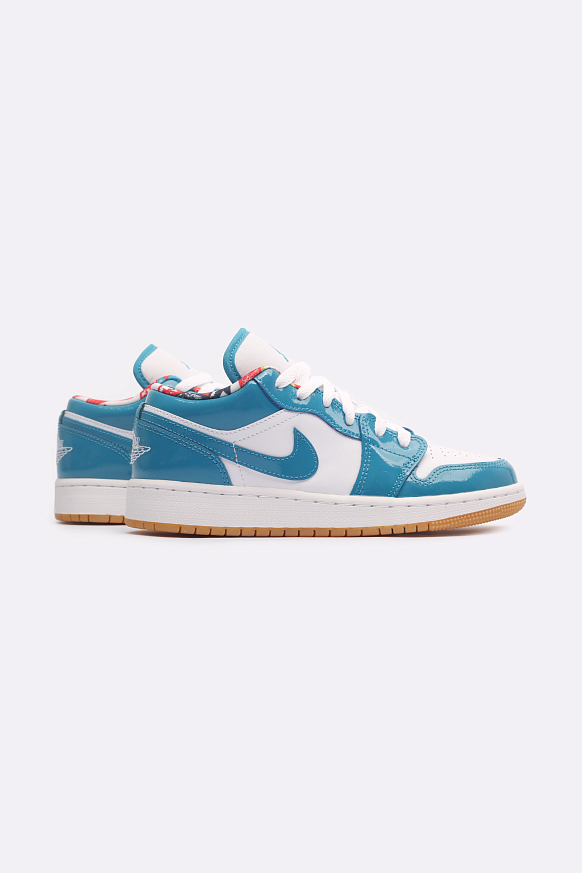 Женские кроссовки Jordan 1 Low SE (GS) (DM0589-400)