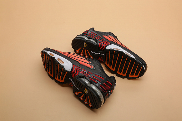 Мужские кроссовки Nike Air Max Plus III (CD7005-001) - фото 2 картинки
