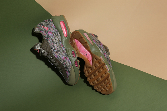 Женские кроссовки Nike WMNS Air Max 95 (AQ6385-200) - фото 3 картинки