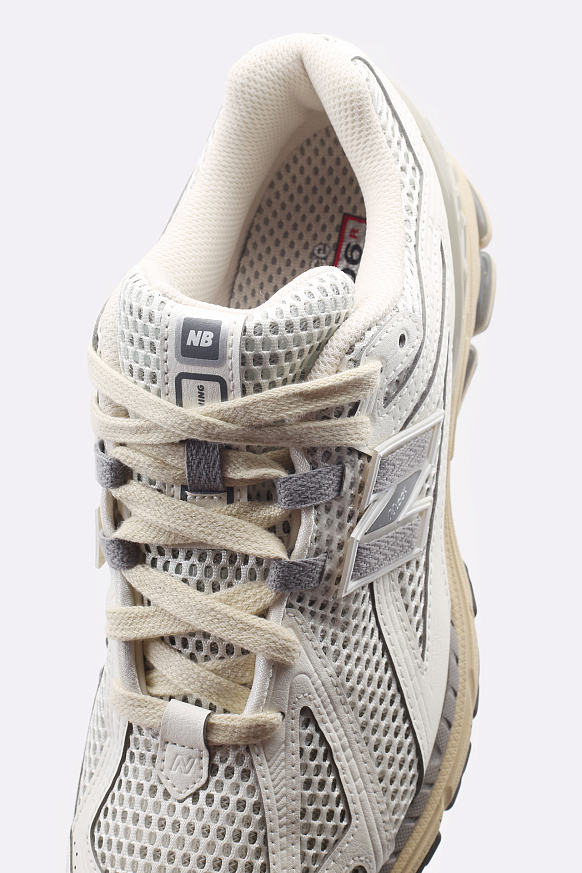 Мужские кроссовки New Balance 1906R (M1906RP) - фото 2 картинки