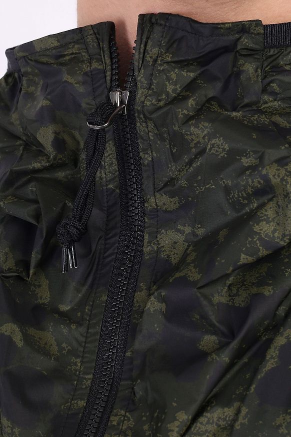 Мужская куртка Nike ACG Cinder Cone All-Over Print Windproof Jacket (DH7177-355) - фото 2 картинки