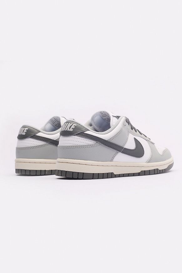 Женские кроссовки Nike WMNS Dunk Low (DD1503-117) - фото 3 картинки