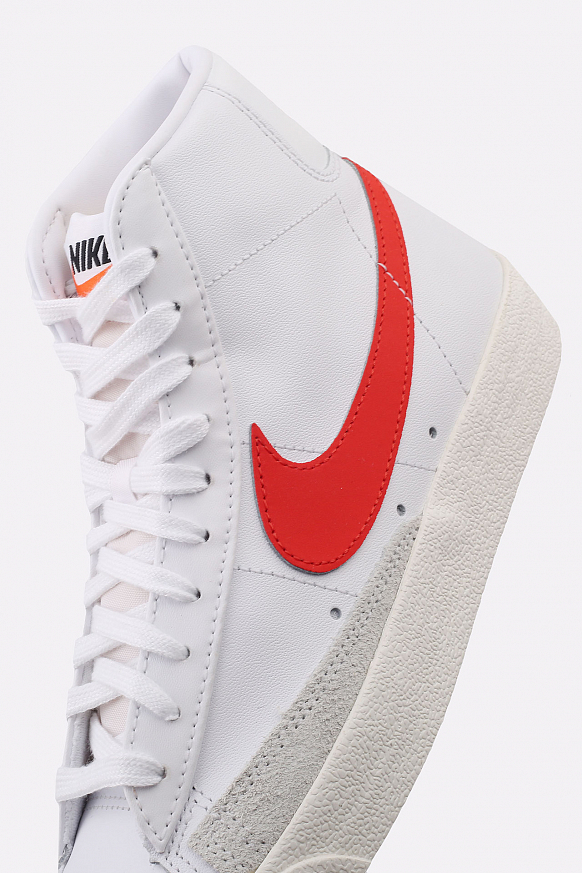 Женские кроссовки Nike WMNS Blazer Mid `77 (CZ1055-101) - фото 4 картинки