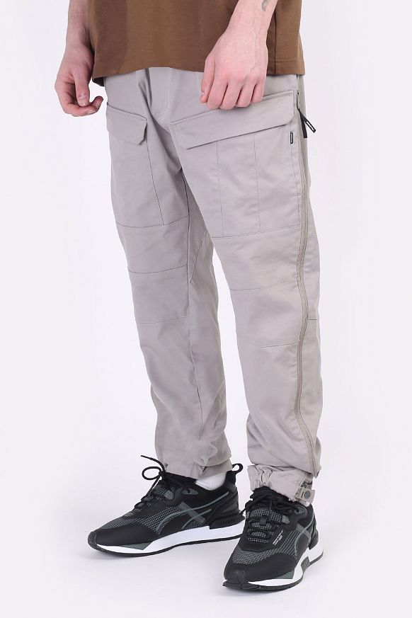 Мужские брюки KRAKATAU RM132-52 SAGE (Rm132-85)