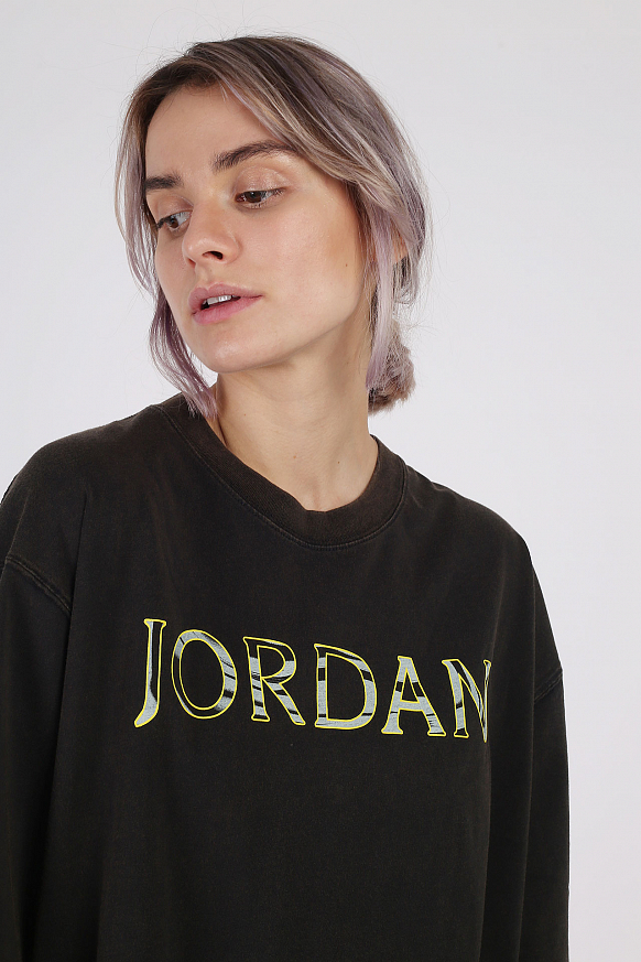 Женская футболка Jordan Utility T-Shirt (CV7443-010) - фото 4 картинки