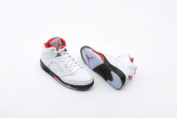 Мужские кроссовки Jordan 5 Retro (DA1911-102) - фото 4 картинки