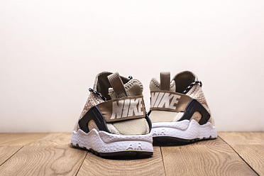 Nike WMNS Air Huarache Run Ultra SE 859516 100 Sneakerhead