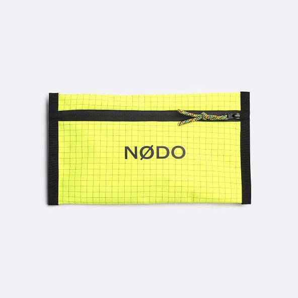 Сумка-косметичка NODO Essentials
