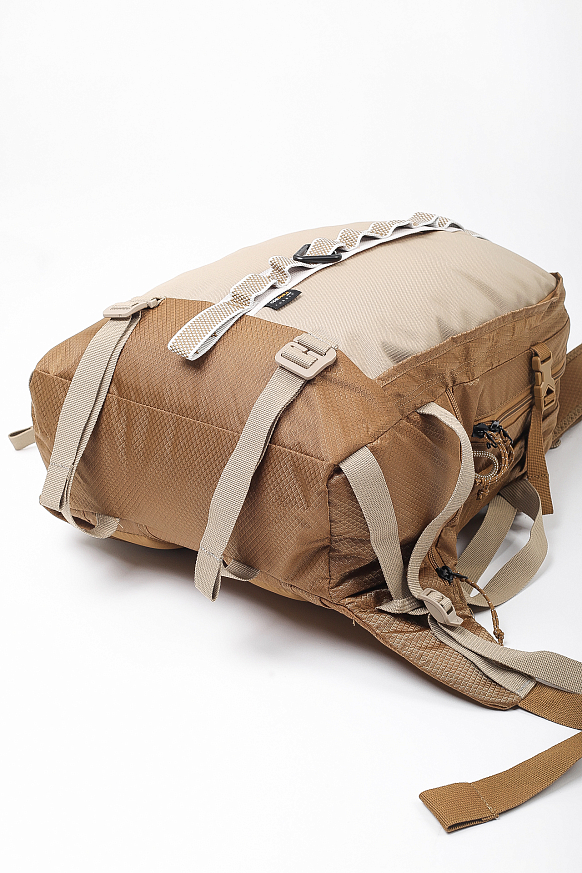 Рюкзак Nike ACG Karst Backpack 29L (CK7510-216) - фото 6 картинки