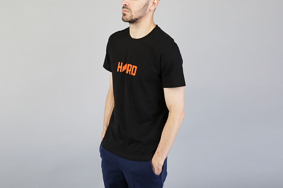 Мужская футболка Hard Лого (hard-black-tee) - фото 4 картинки