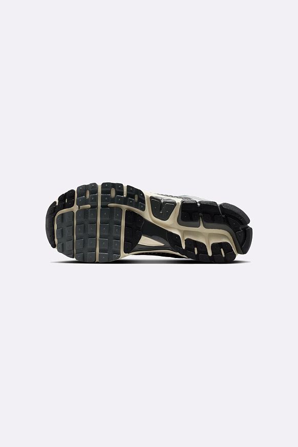 Мужские кроссовки Nike Air Zoom Vomero 5 (IM3486-001) - фото 6 картинки