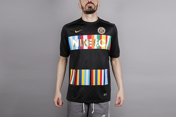 Мужская футболка Nike F.C. (886872-013)